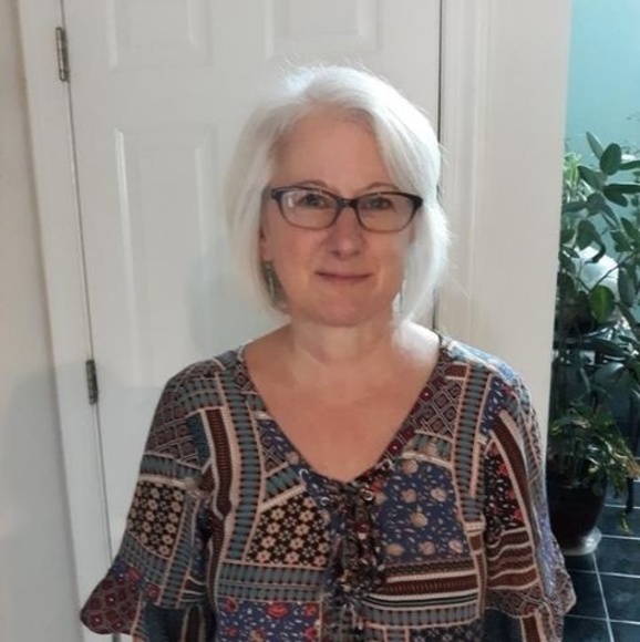 Meet your Posher, Laura - Picture 1 of 1